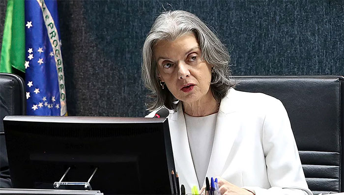 CNJ decide investigar folha de salários de juízes de todo o país