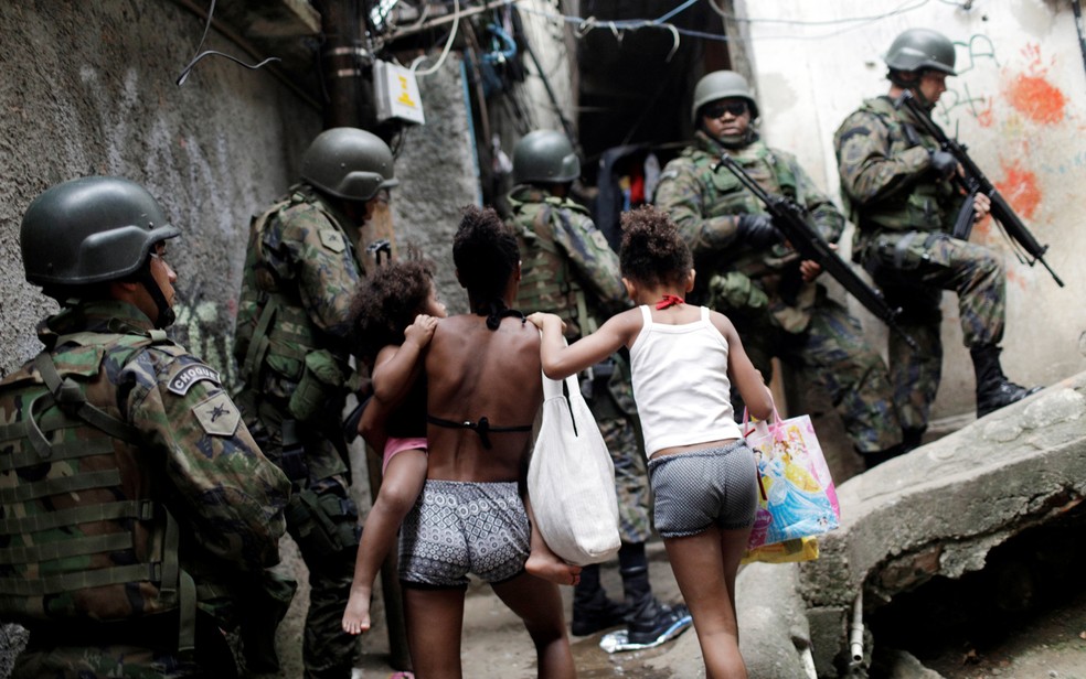 Rocinha: o silêncio angustiante