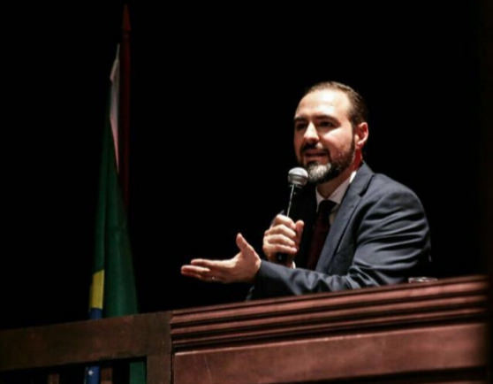 Professor da PUC-RS . José Carlos Moreira da Silva Filho
