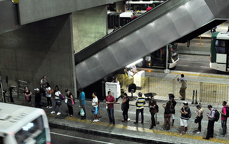 Passageiros metrô