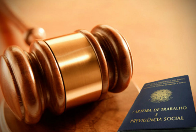 Após reforma trabalhista, despenca número de ações na Justiça