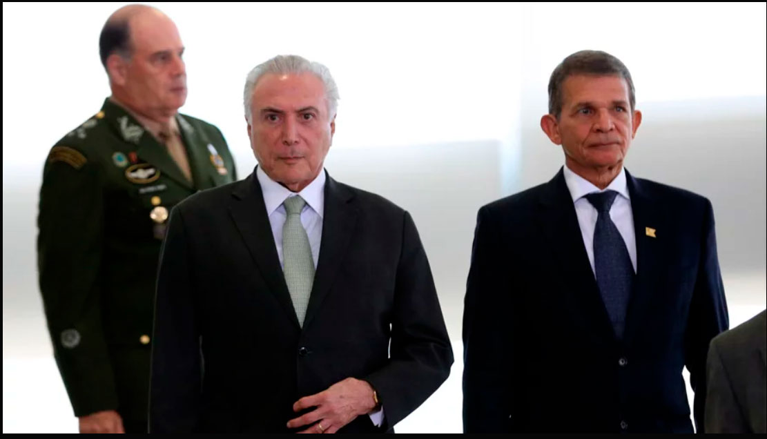 Militarização do governo Temer se consolida com a efetivação de general militar na Defesa